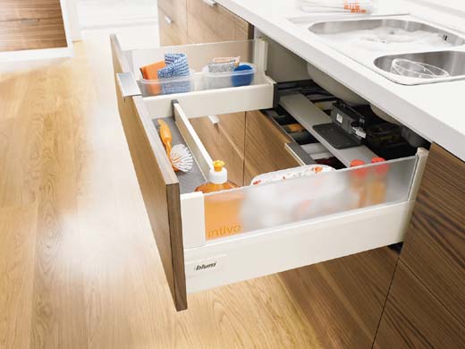 Maak een keukenproefrit in de blum showroom bouwenwonen.net
