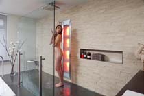 Gezond infrarood- en zonlicht uit de badkamermuur