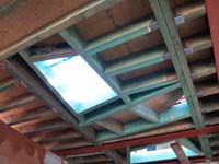 Trapezium dakvensters voor extra licht in de keuken