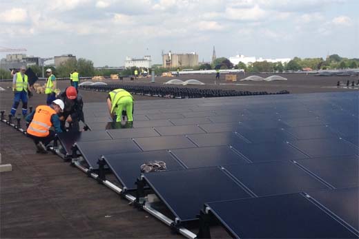 13.000 zonnepanelen op dak ThyssenKrupp Materials Nederland