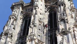 Monumentenwacht Antwerpen inspecteert Sint-Romboutstoren