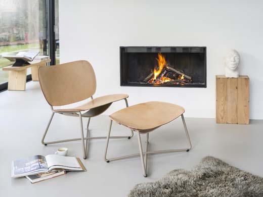 Functionals introduceert leren lounge chair en voetenbank