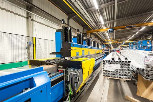 Reynaers Aluminium breidt opslagcapaciteit uit met bijna 20.000 m²