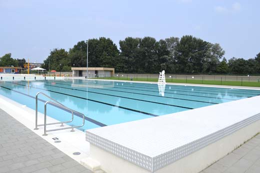 zwembad Kapermolen Hasselt officieel geopend