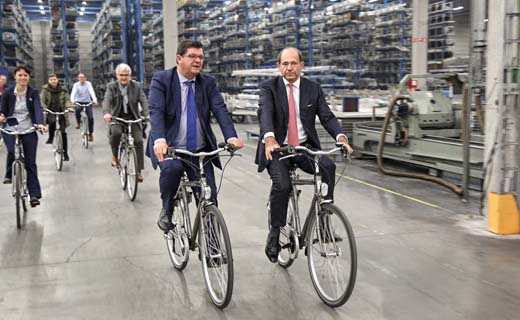 Vlaams Minister van Energie Bart Tommelein bezoekt Renson