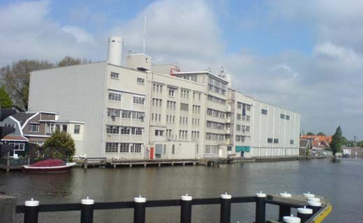 Herontwikkeling voormalige Honigfabriek in Koog aan de Zaan