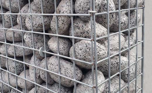 Gabion Stonewall: Gevulde wand tegen storende omgevingsgeluiden