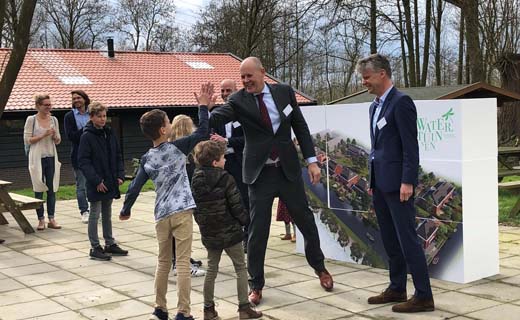 Start bouw Watertuinen in Esse Zoom te Nieuwerkerk aan den IJssel
