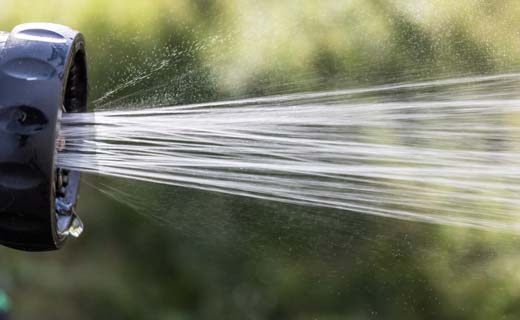 Tuinonderhoud is noodzakelijk en kan gemakkelijk worden uitgevoerd