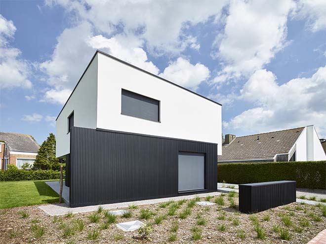Renson - Strakke en duurzame wit/zwart look voor moderne woning