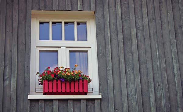 Zo-richt-je-je-tuin-met-plantenbakken-in