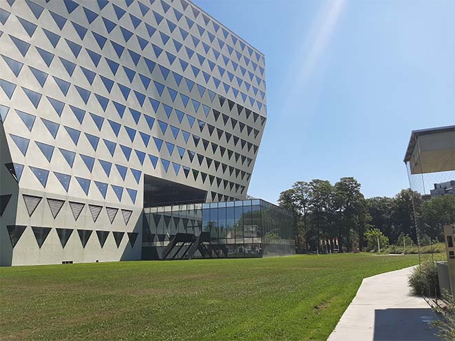 Wandelpaden in tuin provinciehuis gaan open