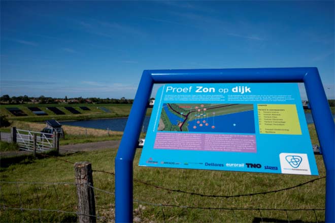 Proef met zonnepanelen op dijk bij Ritthem