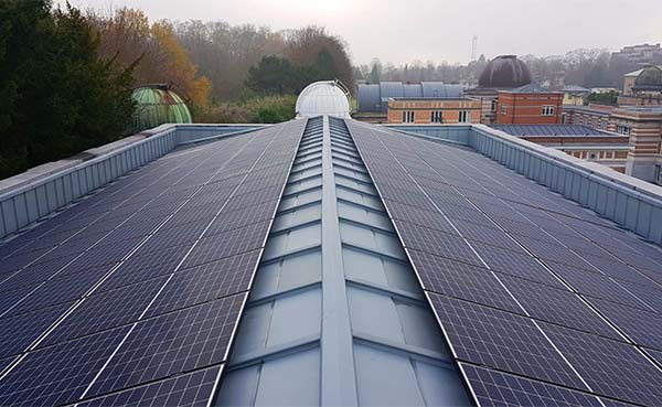 185-Fotovoltaische-zonnepanelen-op-de-Space-Pole-site-in-Brussel