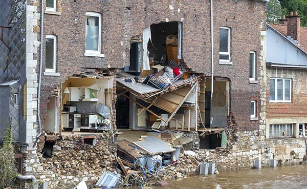 Noodweer: bouwsector roept aannemers op te helpen waar nodig