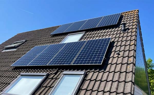 Nederlandse zonnepaneleneigenaren maken zich zorgen om energieprijzen
