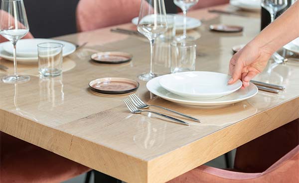 5 voordelen van een doorzichtig tafelzeil
