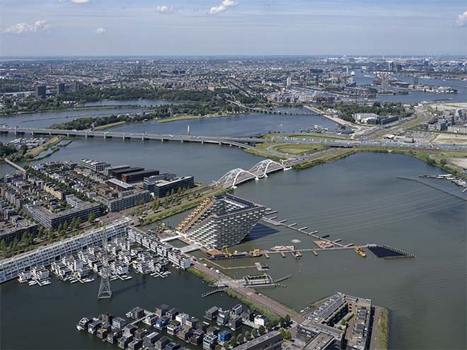 Een nieuw icoon en entree voor Amsterdam IJburg