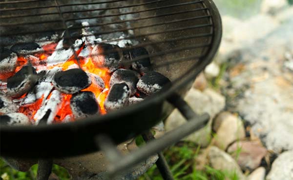 Kiezen voor een houtskoolbarbecue of een gasbarbecue?