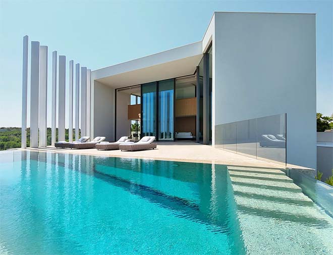 Wie koopt designer villa ‘Morning Breeze’ aan de Costa Blanca