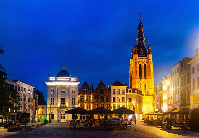 Vastgoedmarkt aan de kust koelt af na de coronastormloop