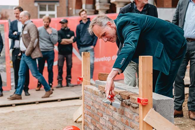 Werken duurzame wijk Burenberg gestart met eerstesteenlegging