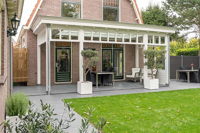 Luxe veranda aan huis: creëer een heerlijke buitenruimte