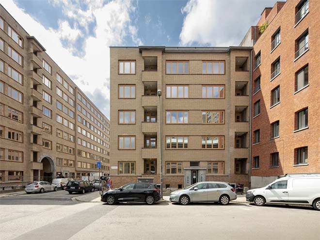 Stad Antwerpen biedt betaalbare huurwoningen aan in gerenoveerde Fierensblokken