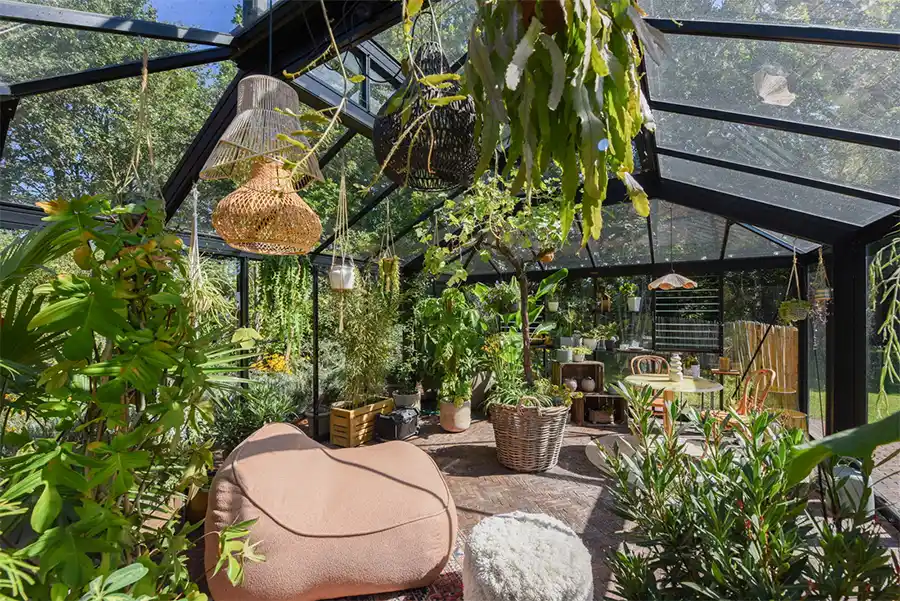 Het Huis heeft er een (buiten)kamer bij: de orangerie