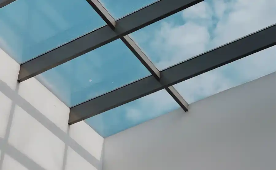 Meer licht in je woning? Check deze tips voor een duurzame lichtstraat