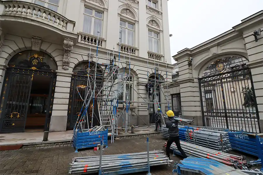 De Regie der Gebouwen renoveert 800 m² plat dak van het Rekenhof