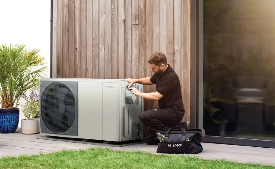 In elke woning past een warmtepomp