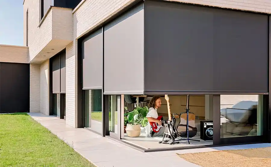 Hou je huis koel en bespaar tot € 1.900 op Renson-screens