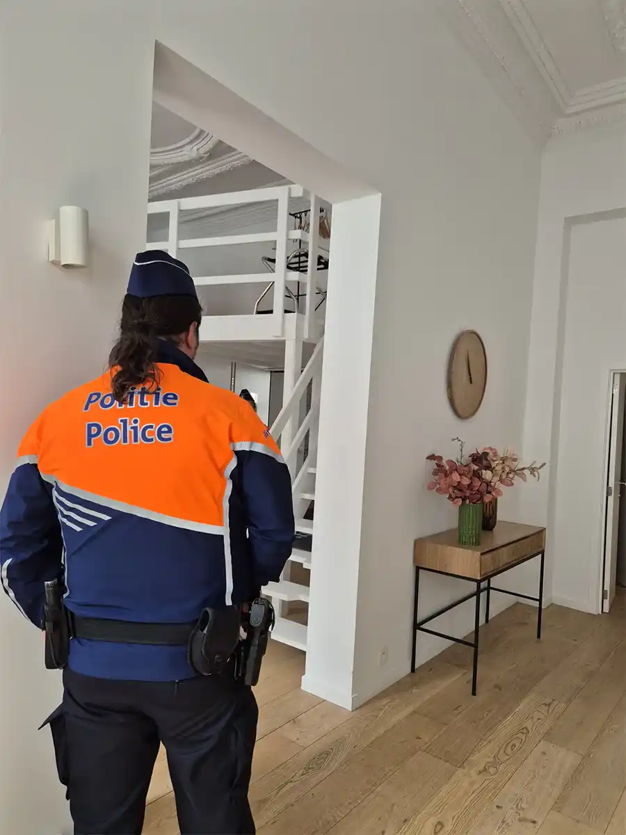 Brussel verzegelt pand met 7 illegale toeristische verblijven