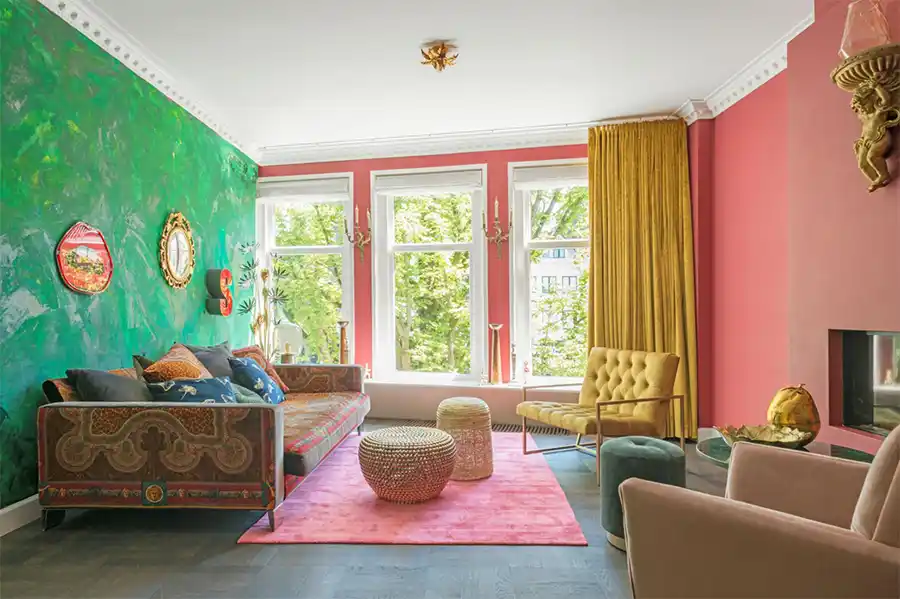 Boekentip: kleurrijke high-end interieurs als inspiratie voor jouw woning