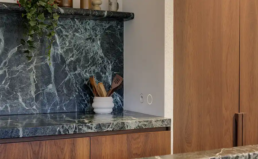 Niko lanceert minimalistische designlijn Niko Invisible