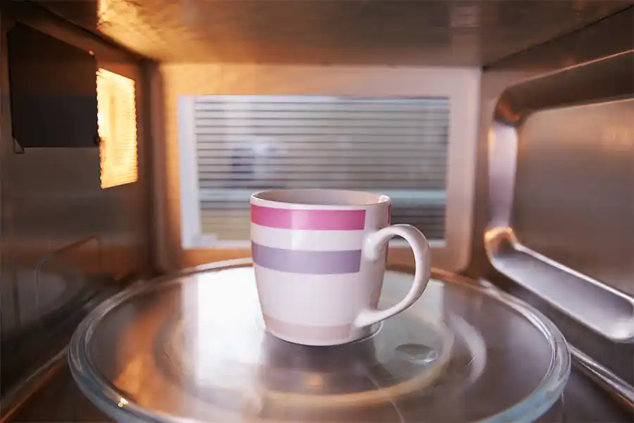 water koken in de magnetron