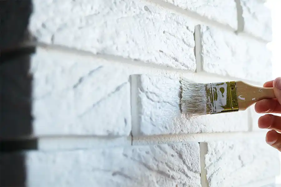 Zelf je gevel schilderen: tips voor baksteen, crepi, hout, kunststof en metaal