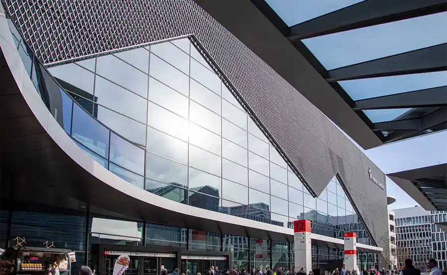 Messe Frankfurt start kennispartnerschap met Frost & Sullivan voor slimme en duurzame gebouwen