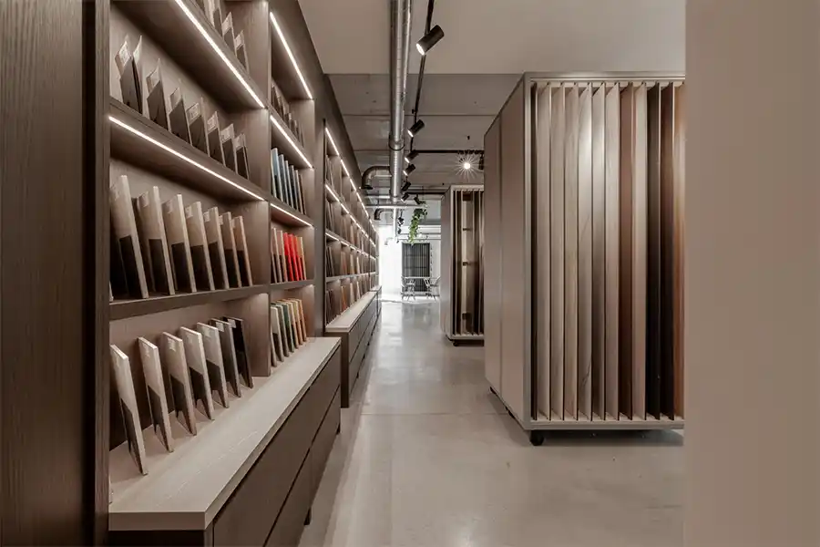 Nieuwe showroom van DecoLegno geopend in Kampenhout