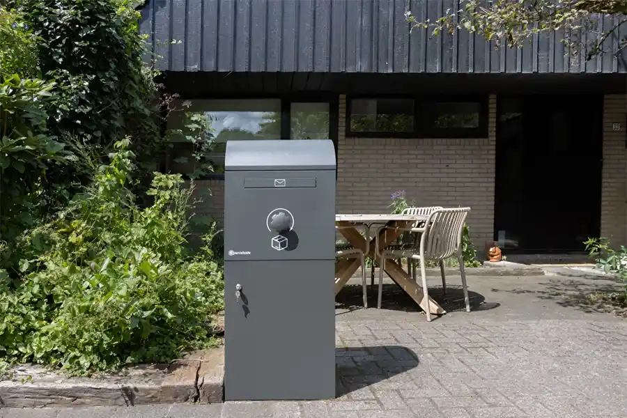 veilige pakketbrievenbus