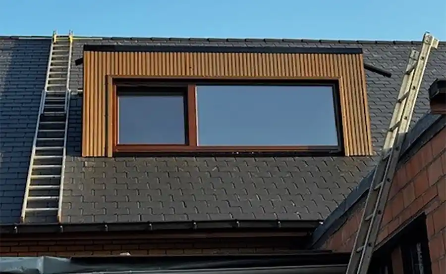 Dakkapel krijgt een moderne upgrade met composiet Rhombus gevelbekleding