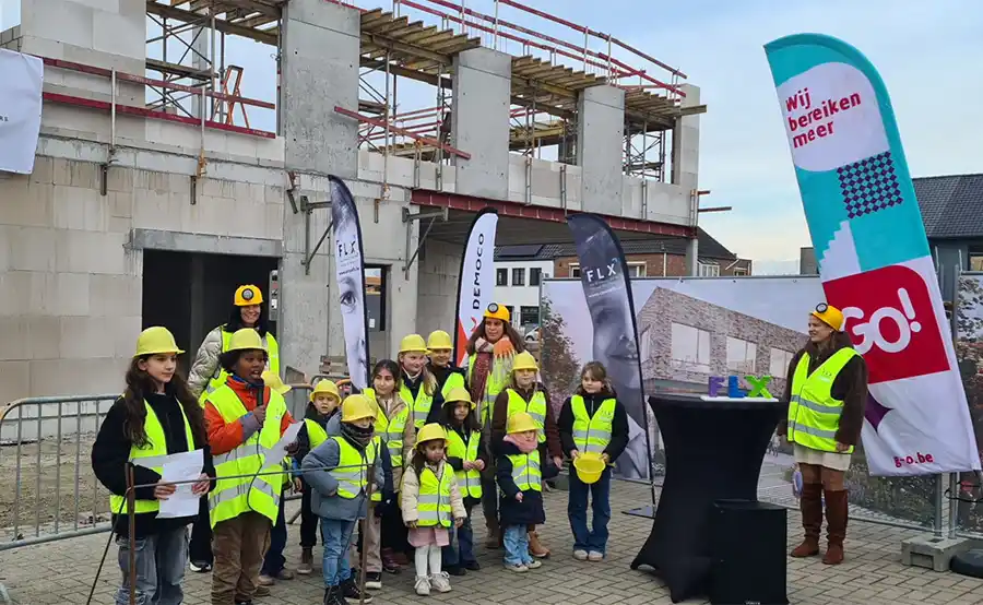 Eerste steen gelegd voor nieuw schoolgebouw Campus FLX Leopoldsburg