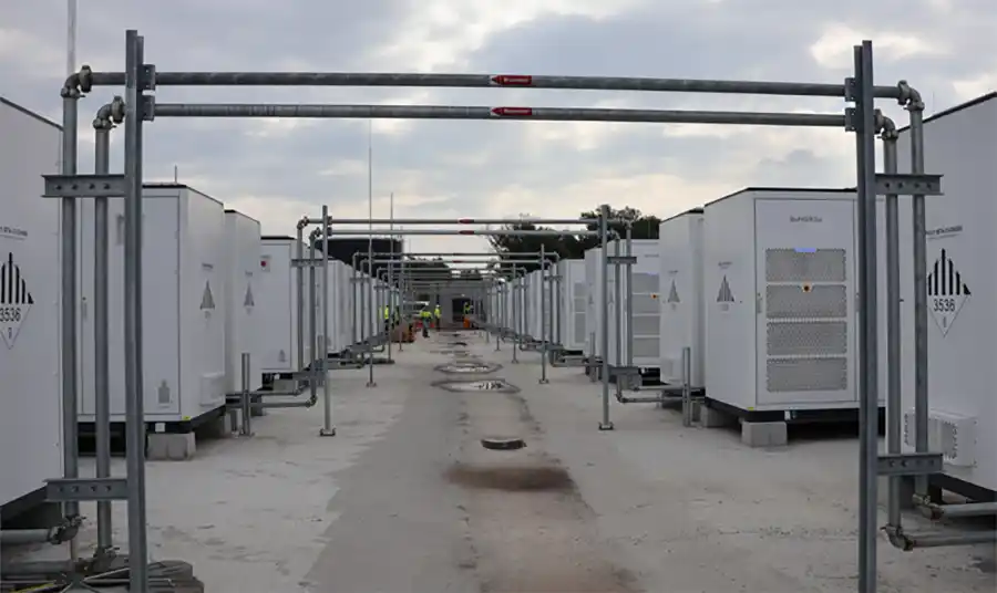 Grootste batterijopslagsysteem in de Benelux officieel geopend in Vilvoorde