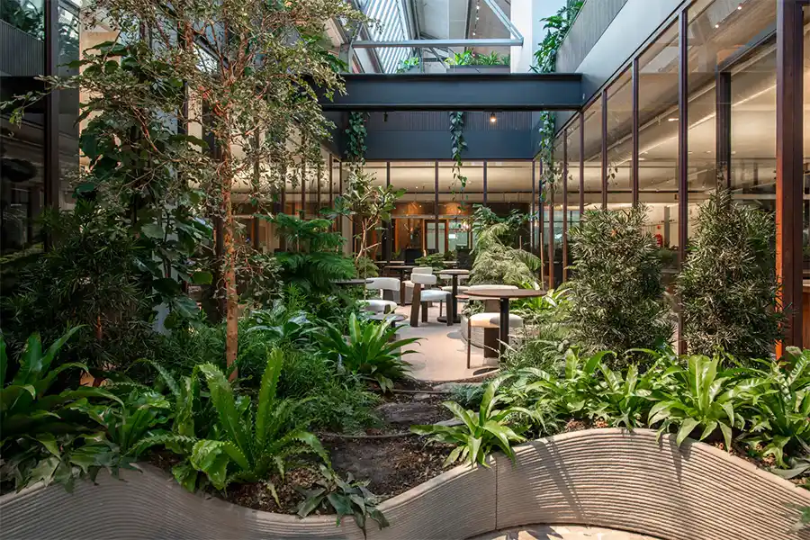 Winnaar COMMERCIEEL VASTGOED: Montevideo in Antwerpen