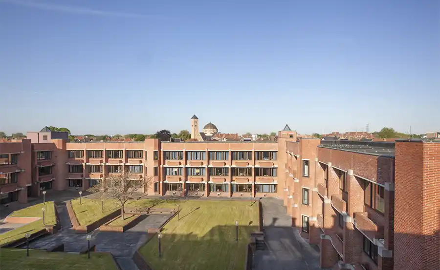 Leegstaand Financiëncentrum Brugge krijgt nieuwe invulling