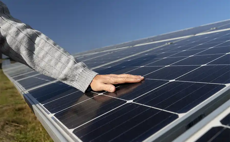 Zijn zonnepanelen nog rendabel in 2026? Dit moet je weten voordat je investeert