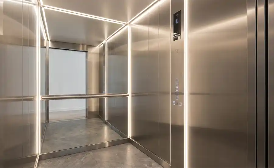 Liftinstallatie in nieuwbouw en renovatie: wat elke bouwheer, syndicus en projectontwikkelaar moet weten