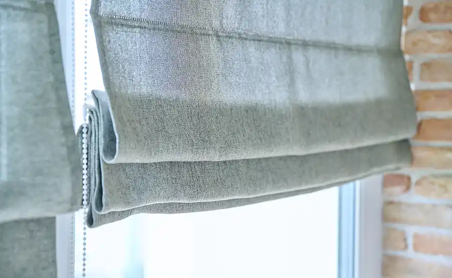 De voordelen van elektrische vouwgordijnen in jouw interieur