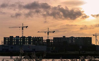 Nieuwbouw in het slop: wanneer grijpt de overheid in?